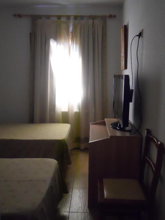 Hostal El Descanso Madrid Ruang foto